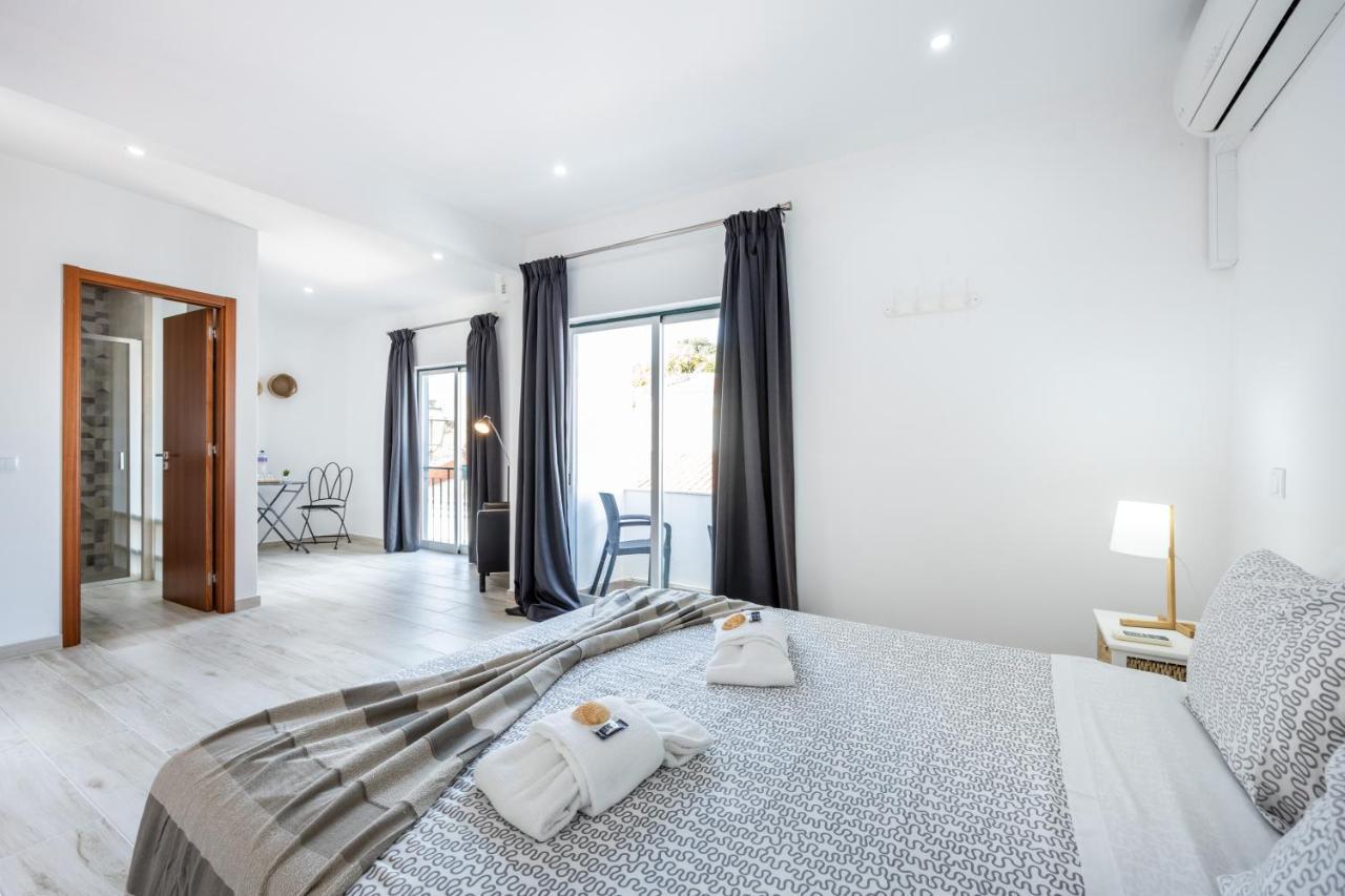 3 Marias Guest House B&B Lagos Esterno foto