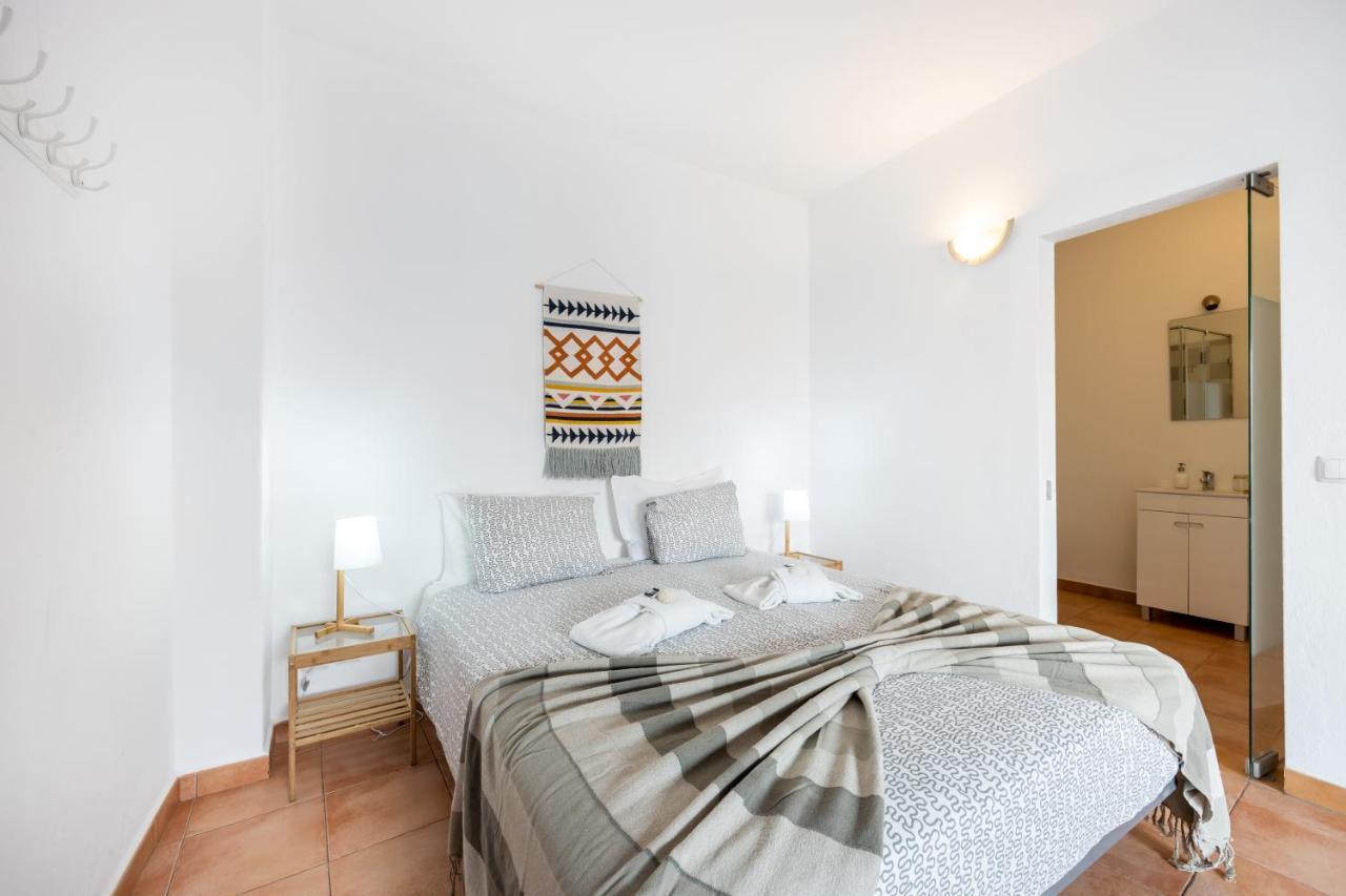 3 Marias Guest House B&B Lagos Esterno foto