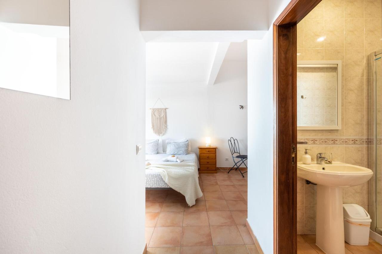3 Marias Guest House B&B Lagos Esterno foto