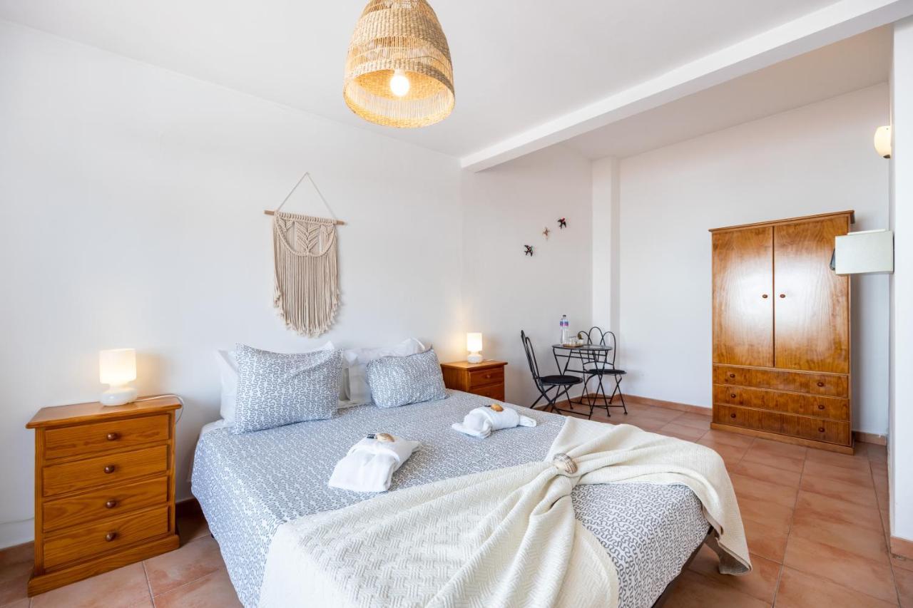3 Marias Guest House B&B Lagos Esterno foto