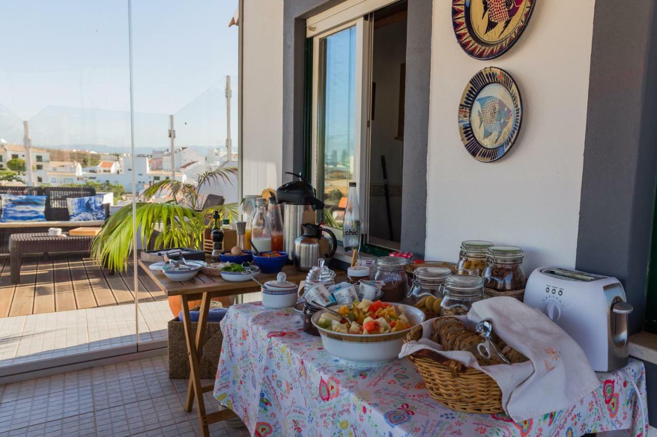 3 Marias Guest House B&B Lagos Esterno foto